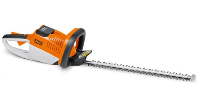 Used equipment sales hedge trimmer battery powered in Vancouver BC